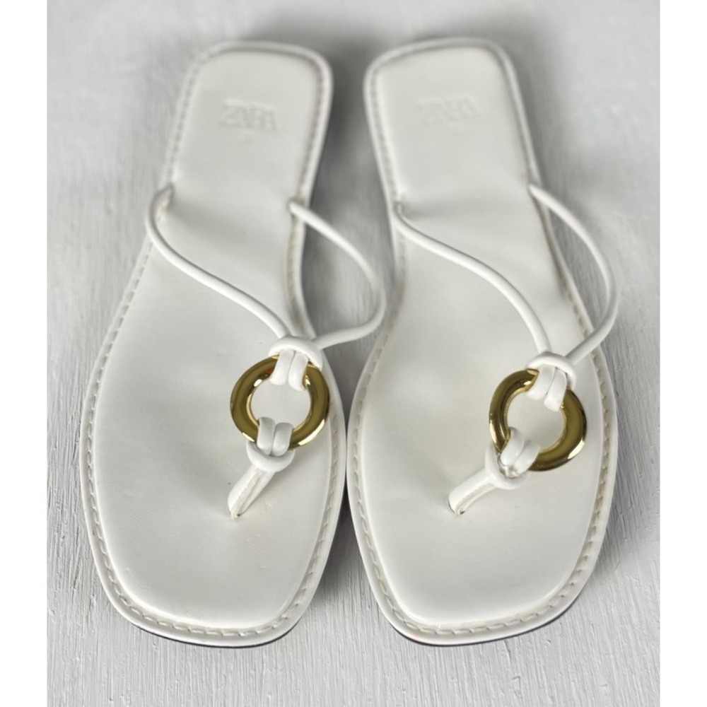 Zara women slip on sandal Square Toe White Gold Straps Size 38 US 7.5